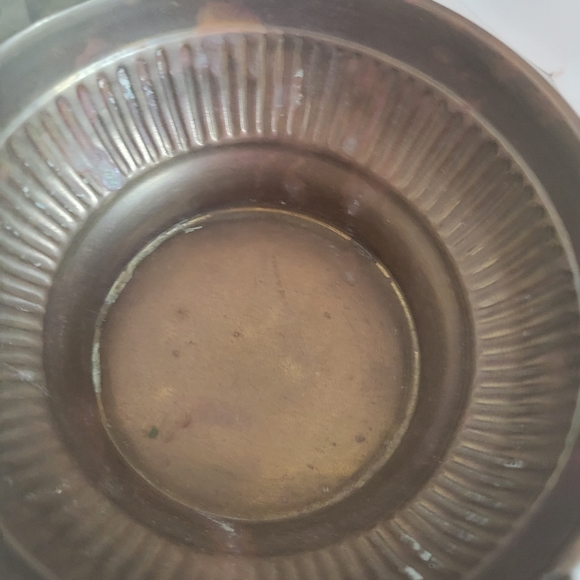 Vintage Heygill brass handled basket ridges on side and decorative Handle - Picture 8 of 8